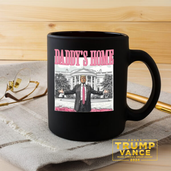 Comfort Colors Daddy's Home Mug, Trump Mug3