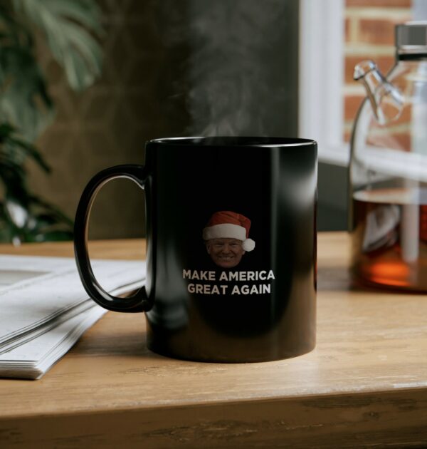 Trump MAGA Christmas Mug US Pro