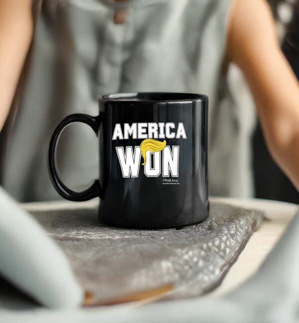 America Won Trump Hair Mug