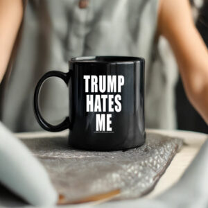 Destroyartinc Winston Smith Trump Hates Me Mug