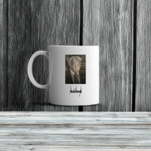 OFFICIAL INAUGURATION PORTRAIT FOR PRESIDENT DONALD J TRUMP MUG