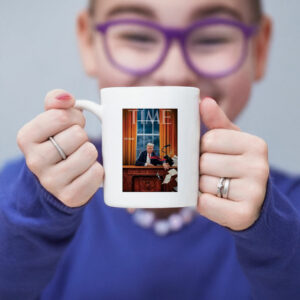 Trump Sweeping President Biden’s Belongings Off The Desk Mug