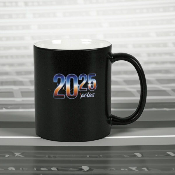 Cool 80's Retro 2025 POTUS Trump MAGA Mug