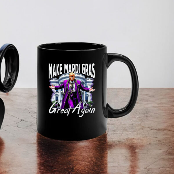 Make Mardi Gras Great Again Trump Beads Mask and Feather Mug