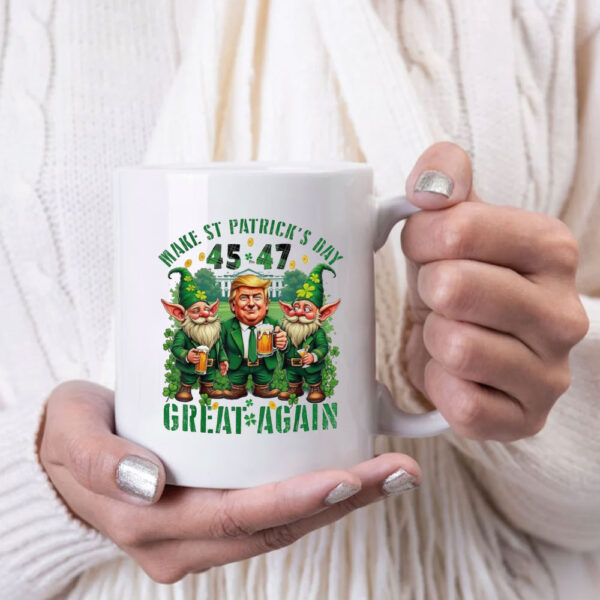 Make St Patricks Day Great Again Funny Trump Gnomies Mug