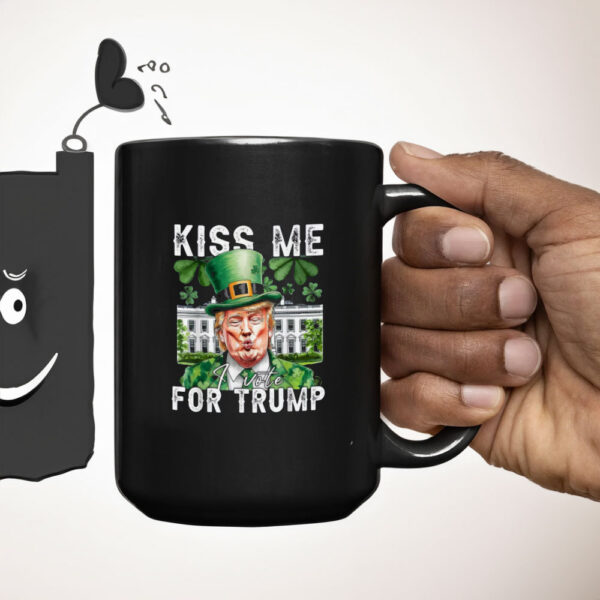 Republican St Patricks Day Funny Kiss Me I Voted for Trump Mug