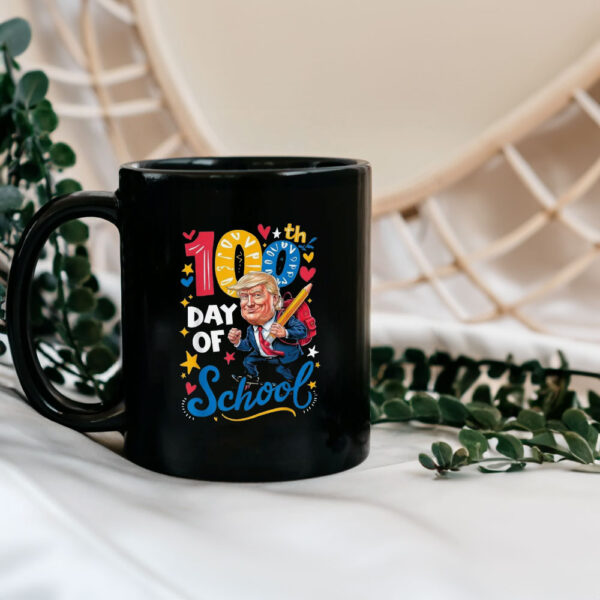 Retro Trump 45 47 100 Days of School Funny Mug